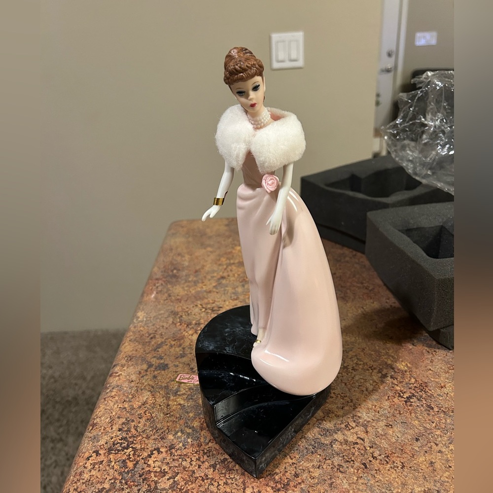 Enchanted Evening 1960 Limited Edition Porcelain Barbie Glamour Collection